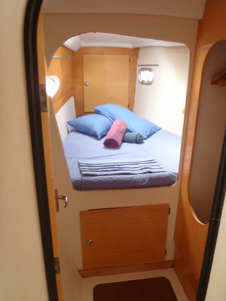 Used Sail Catamaran for Sale 2010 Lavezzi 40 Layout & Accommodations